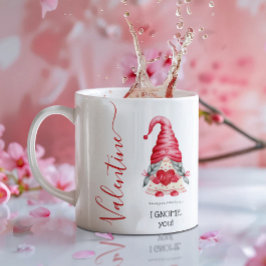 Söt liten GNOME tjej på Alla hjärtans dag Kaffemugg
