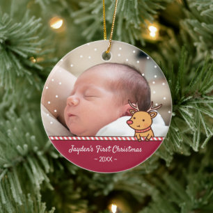 Söt Liten Ren Bebis Första Julen Foto Julgransprydnad Keramik