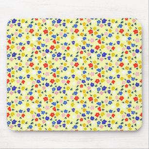 Söt Liten Snygg Blommig på Pastellgul Musmatta