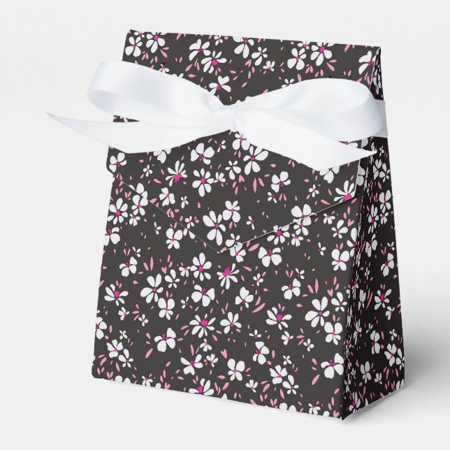 söt liten vit rosa blomma med svart bakgrund presentaskar (Framsidan Sidan)