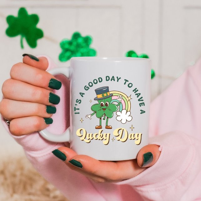 Söt lycklig fyrbladsklöver Retro regnbåge – St. Pa Kaffemugg (Skapare uppladdad)