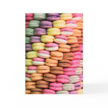 Söt Macarons grattis på födelsedagen