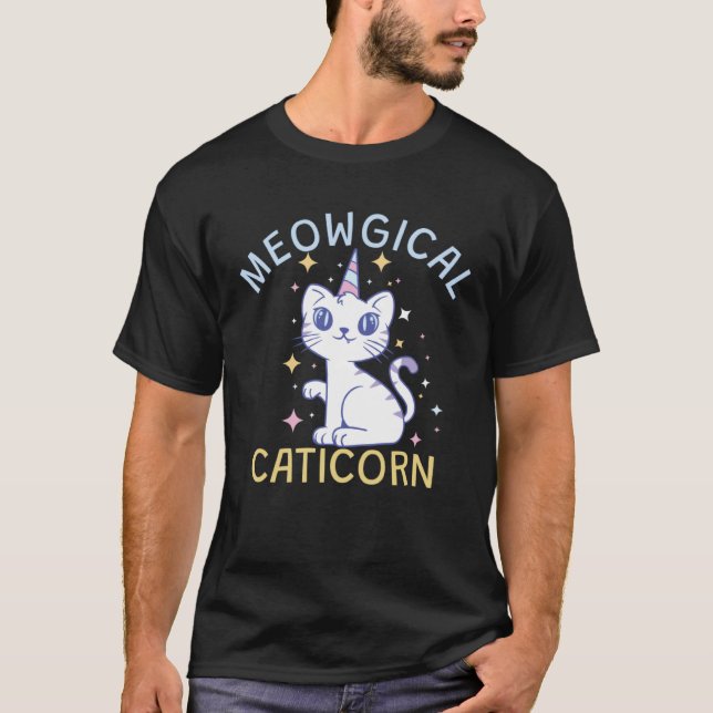 Söt Magisk Kattuniverse T Shirt (Framsida)