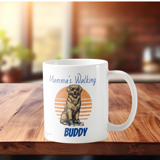 Söt mammas promenadvän kaffemugg (Fun Design of a golden Retriever, Personalize)