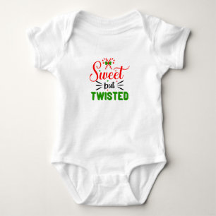 Söt men vriden bodydräkt av baby t shirt