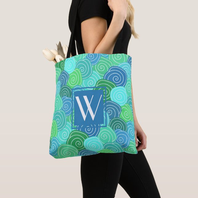 Söt modernt mönster i blågrönt med monogram tygkasse (Närbild)
