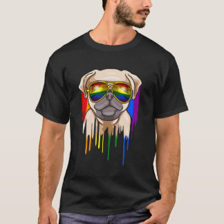 Söt Mops Iklädd Regnbågsglasögon T Shirt