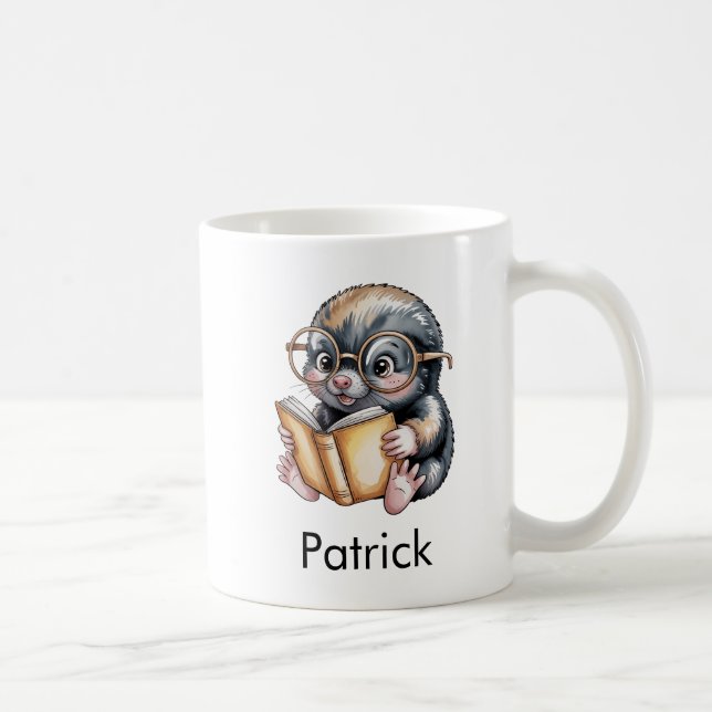 Söt mullvad som läser en bok Anpassad Kaffemugg (Höger)