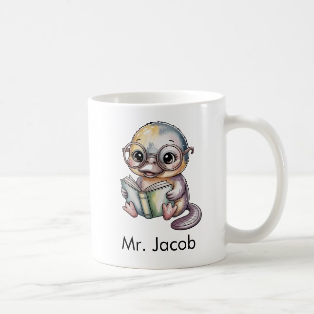 Söt näbbmus som läser en bok Anpassad Kaffemugg (Höger)