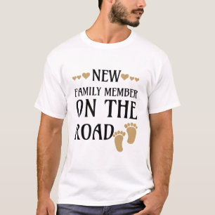 Söt ny familjemedlem baby nya föräldrar t shirt