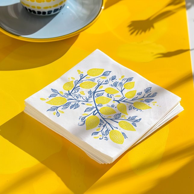 Söt och fintvätt- och gult-citroner pappersservett (Pretty and Delicate Woodcut Effect Blue and Yellow Mediterranean-Inspired Lemon Vines Napkins.)