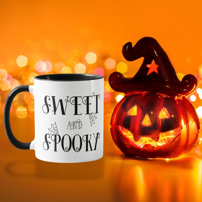 Söt och spöklik spindelnäts Halloween-kaffe Mugg (Sweet and Spooky Spiderweb Halloween Coffee Mug)