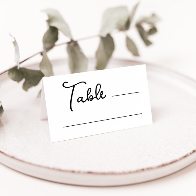 Söt och vismisk | Svartvit Bröllop Placeringskort (Sweet and whimsical, black and white place cards for your wedding guests)