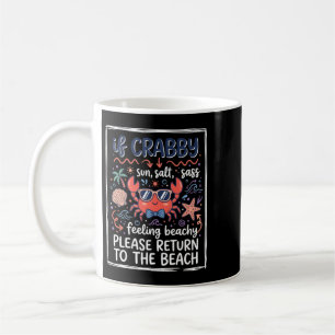Söt Om Dyster Strandkrabba Med Solglasögon Och Fli Kaffemugg