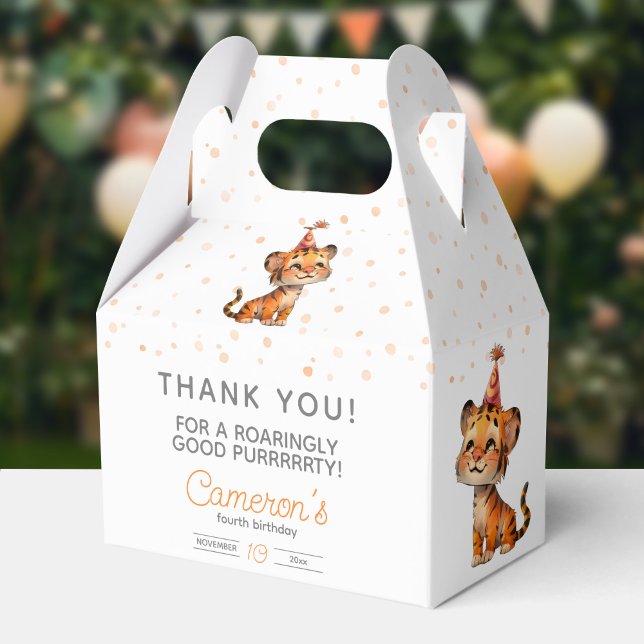 Söt orange, tigerunge födelsedag presentaskar (Skapare uppladdad)