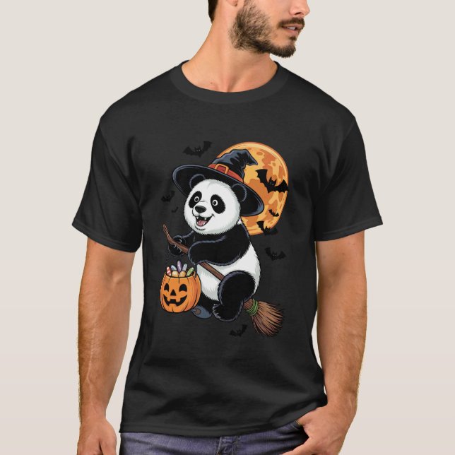 Söt Panda Häxa med Jack-O-Lantern Pumpa Halloween T Shirt (Framsida)