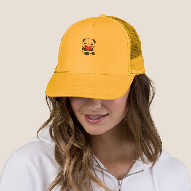 Söt Panda som äter Vattenmelon Yellow Truckerhatt Keps (In Situ)