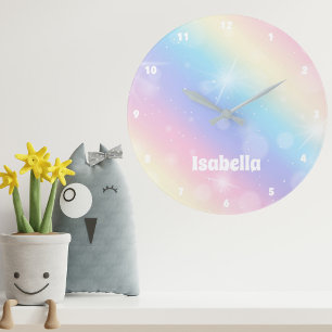 Söt Pastel Rainbow Gnistra Monogram Girly Kids Stor Klocka