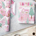 Söt Pastel Rosa Gingerbröd Village Jul Presentpapper<br><div class="desc">Gratulera till festsäsongens söthet med vår Pastel Rosa Jul Gingerbröd Houses Wrapping Papper. Den här fina designen visar upp mycket detaljerade brödbrödhus i mjuka rosor, framkallar minnen av helgdag bakning och glad firande. Perfekt för att slå in presenter med en liten charm, så kommer detta papper att få presenter att...</div>