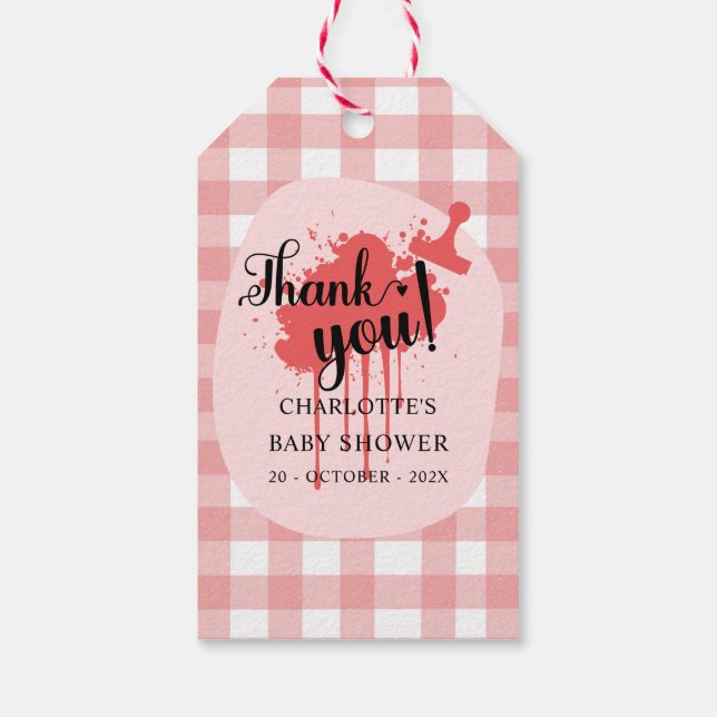 Söt Pastell Röd Gingham Bebis Baby Shower Presentetikett (Baksidan)