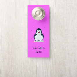 Söt penguin med eget namn på rosa