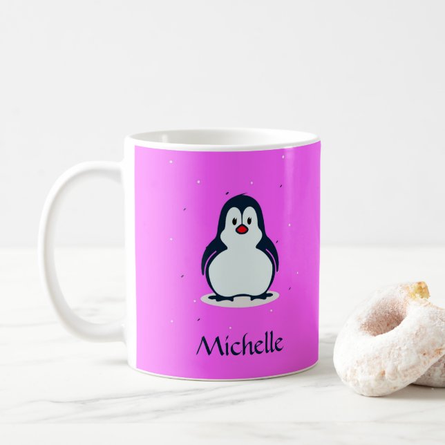 Söt penguin med eget namn på rosa kaffemugg (Med munk)