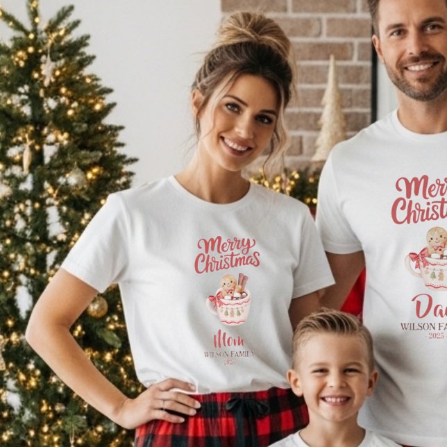 Söt personlig jultröja för familjen ”God Jul” T Shirt (Womens Family Christmas Tshirt by Becky Boom.)