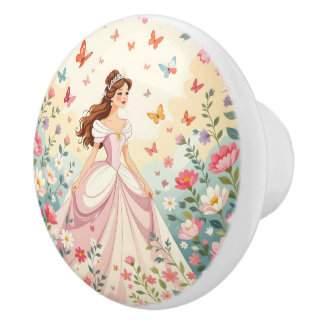 Söt prinsessa med fjärilar knopp