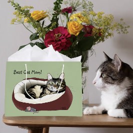 Söt randig katt grön mors dag