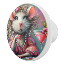 Söt Råtta Dam som har en Martini Contemplating Knopp