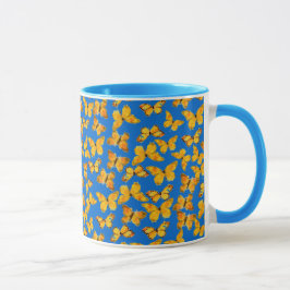 Söt Ringer Mugg, Golden Butterflies på Himlar Blue Mugg