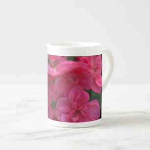 Söt Ro Geranium Bone China Jumbo Mugg Benporslin Mugg