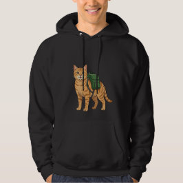 Söt rödbrun tabbymkatt med ryggsäck hoodie