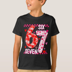 Söt Rosa 67 Valentine Six Seven Rolig Meme Kvinnor T Shirt