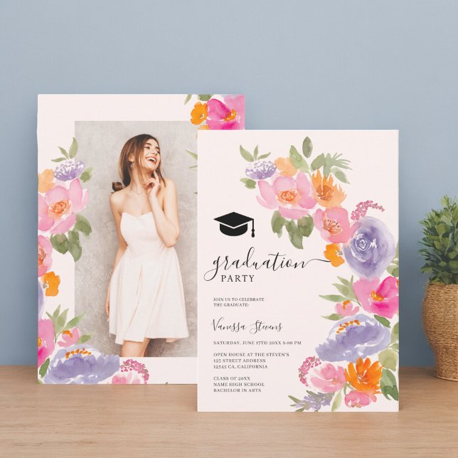 Söt rosa blommigt lila  studenten   inbjudningar (Pretty pink purple floral photo graduation invitation)