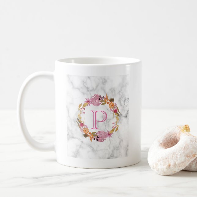 Söt Rosa Blommigt Utandning Monogram Kaffemugg (Med munk)