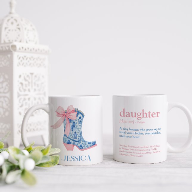 Söt Rosa & Blue Chinoiserie Bow Dotter Kaffemugg (Pretty and sassy this mug is two sided to give a funny definition of a daughter and a pretty image)