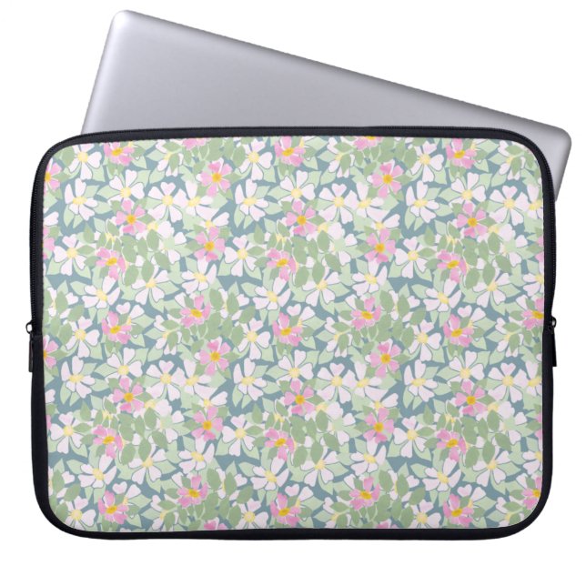 Söt Rosa Dogroses på Mörk blått Laptop sleeve (Framsidan)