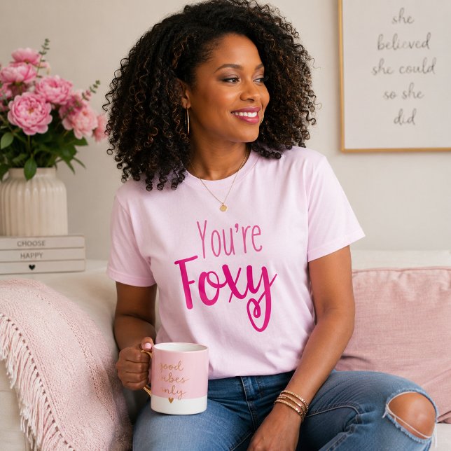 Söt Rosa Foxy T-shirt (Skapare uppladdad)