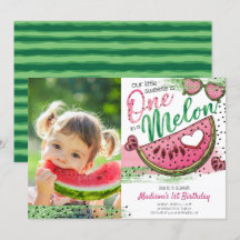 Söt Rosa Grön En I En Melon Födelsedagsfoto