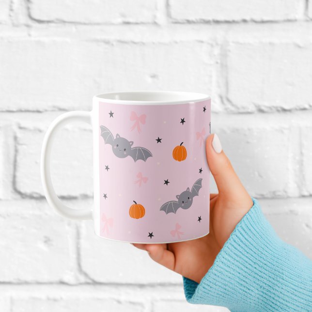 Söt rosa halloweenfladdermusmönstrad mugg (Skapare uppladdad)