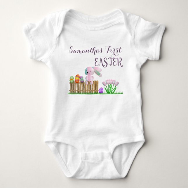 Söt rosa lila påskharar bebis första påsk t shirt (Framsida)