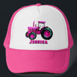 Söt Rosa Tractor Keps<br><div class="desc">Kids kärlek-traktorer,  precis som deras mammor och pappor! Denna rosa traktor har rosa för dem som är galna över färg.</div>