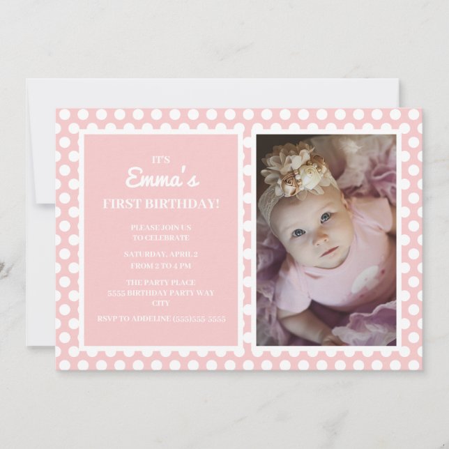 Söt rosa vit prickig liten flicka 1-årsdag inbjudningar (Framsida)