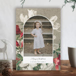 Söt Rustic Winter Blommigts Photo Arch jul Julkort<br><div class="desc">Det här vackra fotokortet har en utformning av målade blommor (äppelblommor) i rött, vitt och grönt över en helgdag som en bakgrund. Ditt foto står i en båge formad ram. Enkel att anpassa för att snyggt-kort ska skickas till familj och vänner! Baksidan innehåller fler textmallar för ett meddelande och ytterligare...</div>