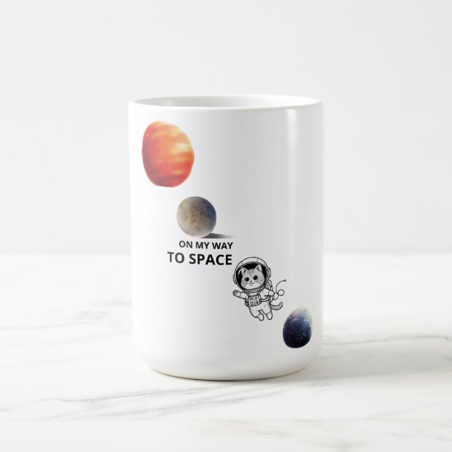 Söt rymdkatastrofant som flyter i galaxen med P Kaffemugg (Center)