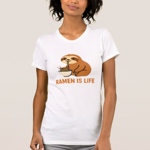 Söt sengångare som äter Ramen � Rolig Noodle Älska T Shirt