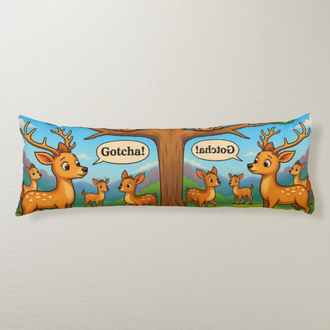 Söt serieälg "Gotcha!" Skogskroppkudde Kroppskudde (Framsidan)