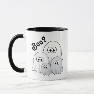 Söt seriefigur av spökfamilj som frågar "Boo?" Mugg