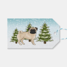 Söt seriehund av fawn-mops i snöig vinter skog presentetikett